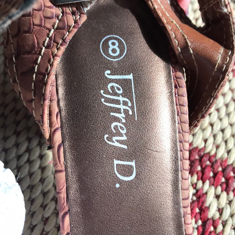Heels - Picture 4 of 4